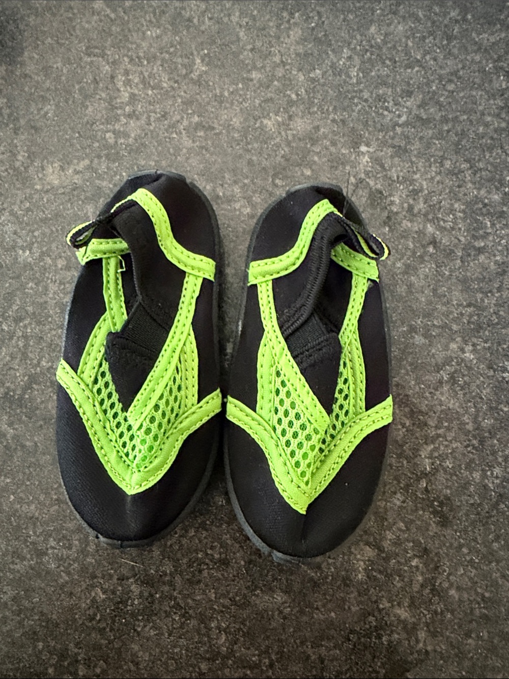 Koala Kids Black and Neon Green Mesh Water Shoes